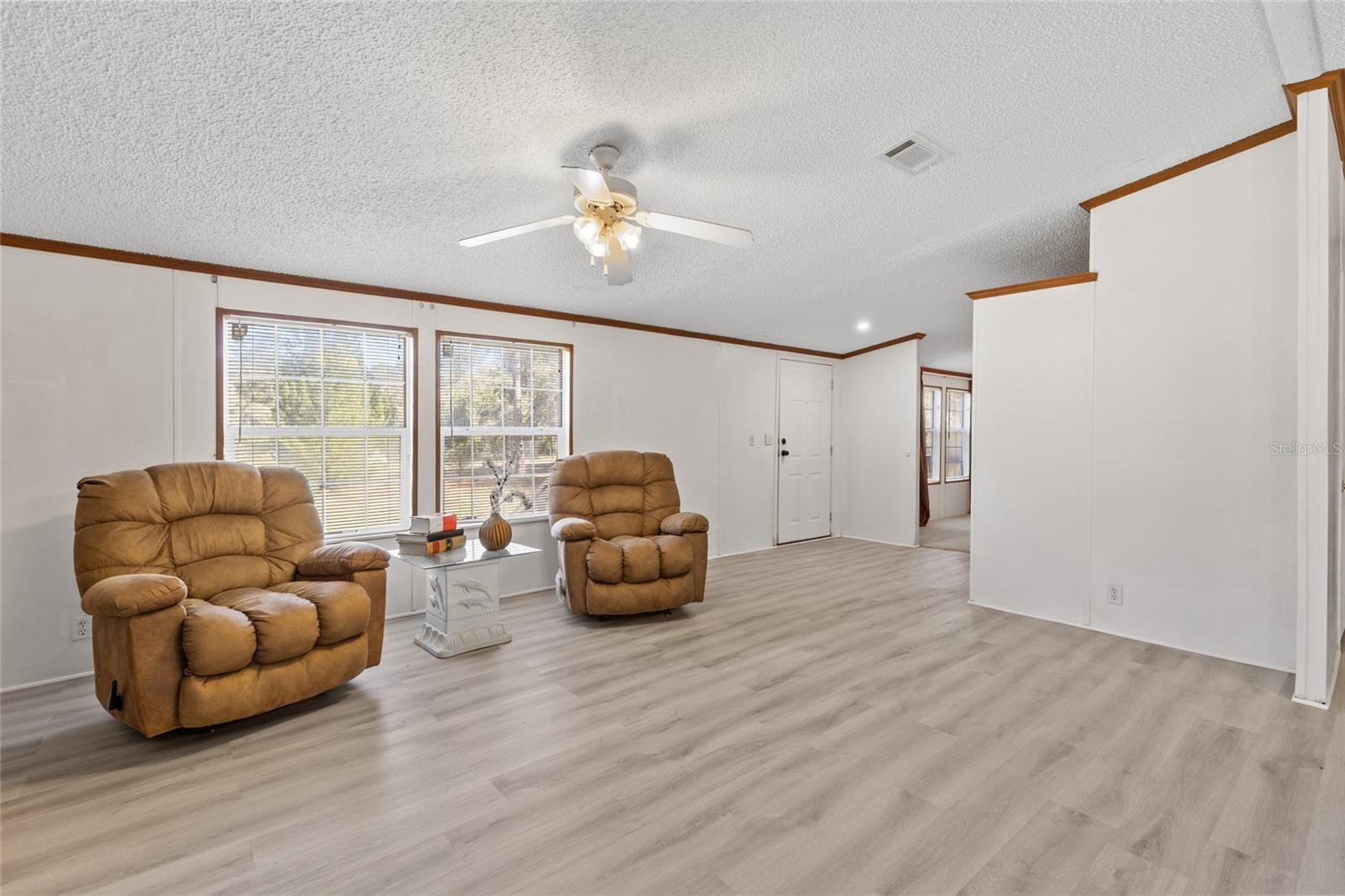 Image 3 of 39 For 8430 111th Street