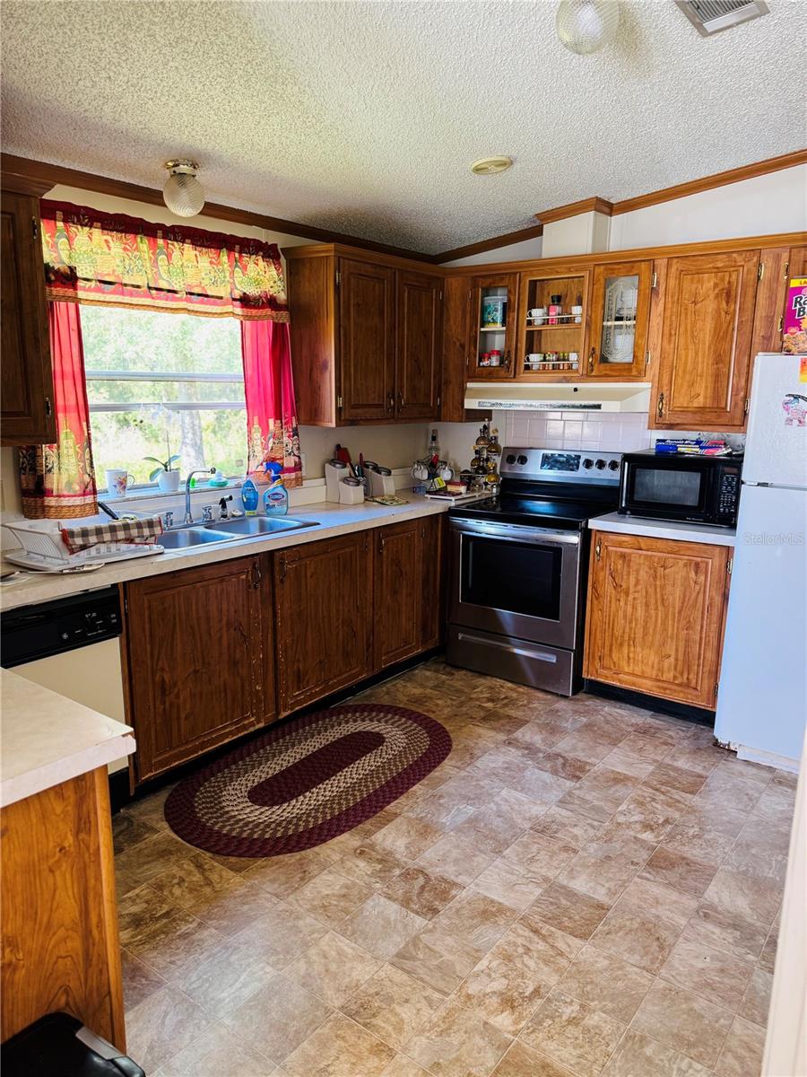 Image 5 of 11 For 15441 2nd Place