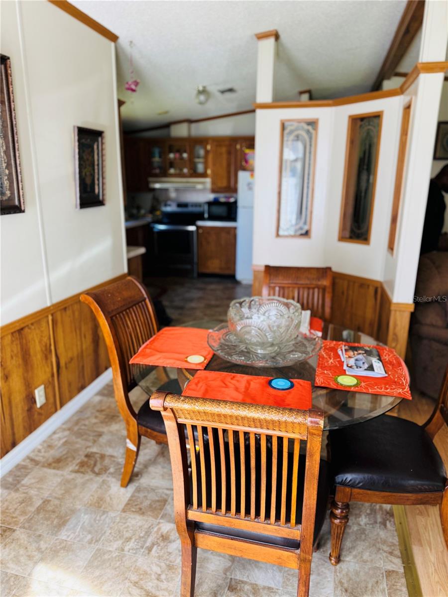 Image 7 of 11 For 15441 2nd Place