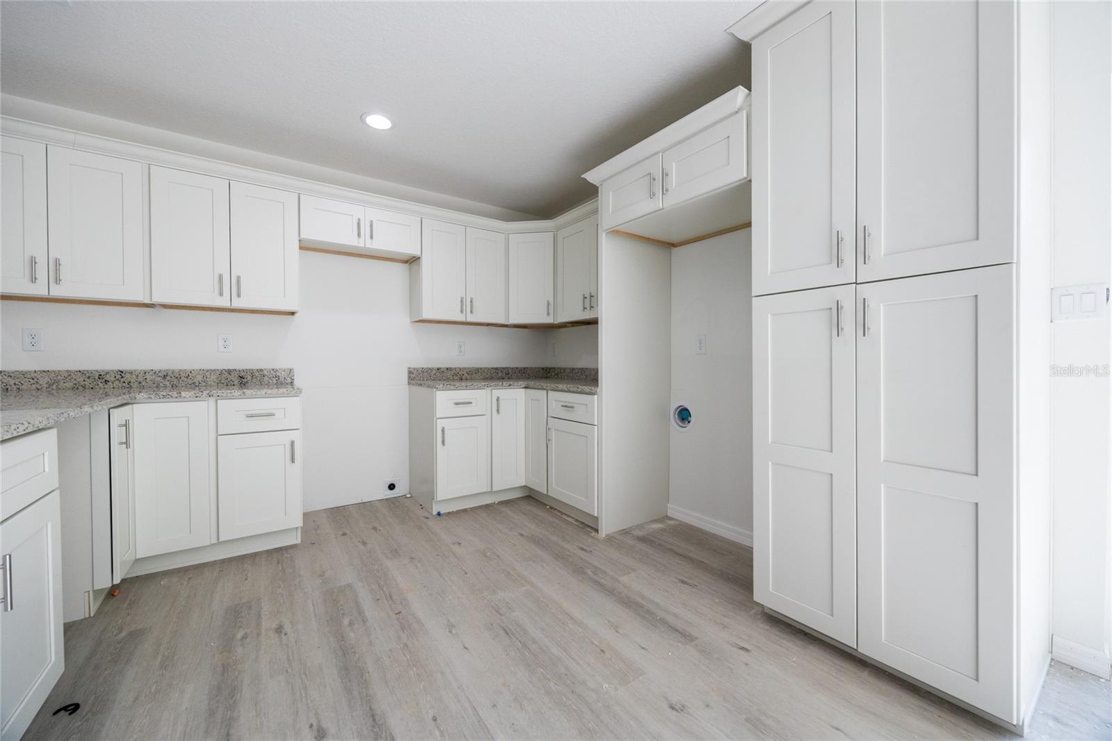 Image 20 of 40 For 15051 1st Street