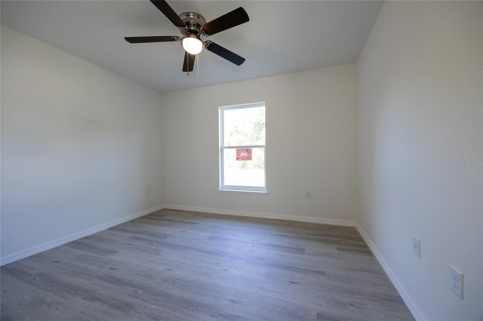 Image 29 of 40 For 15051 1st Street