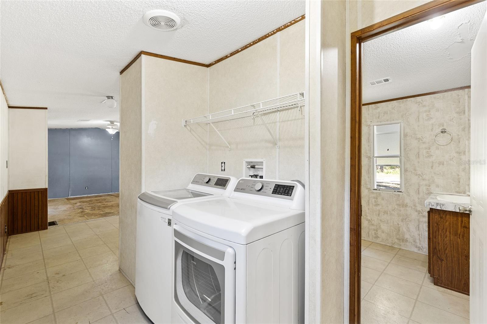 Image 17 of 35 For 5970 103rd Court