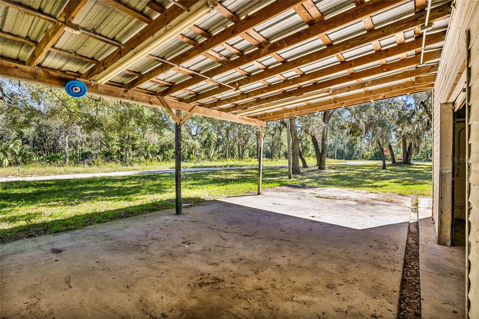 Image 21 of 35 For 5970 103rd Court