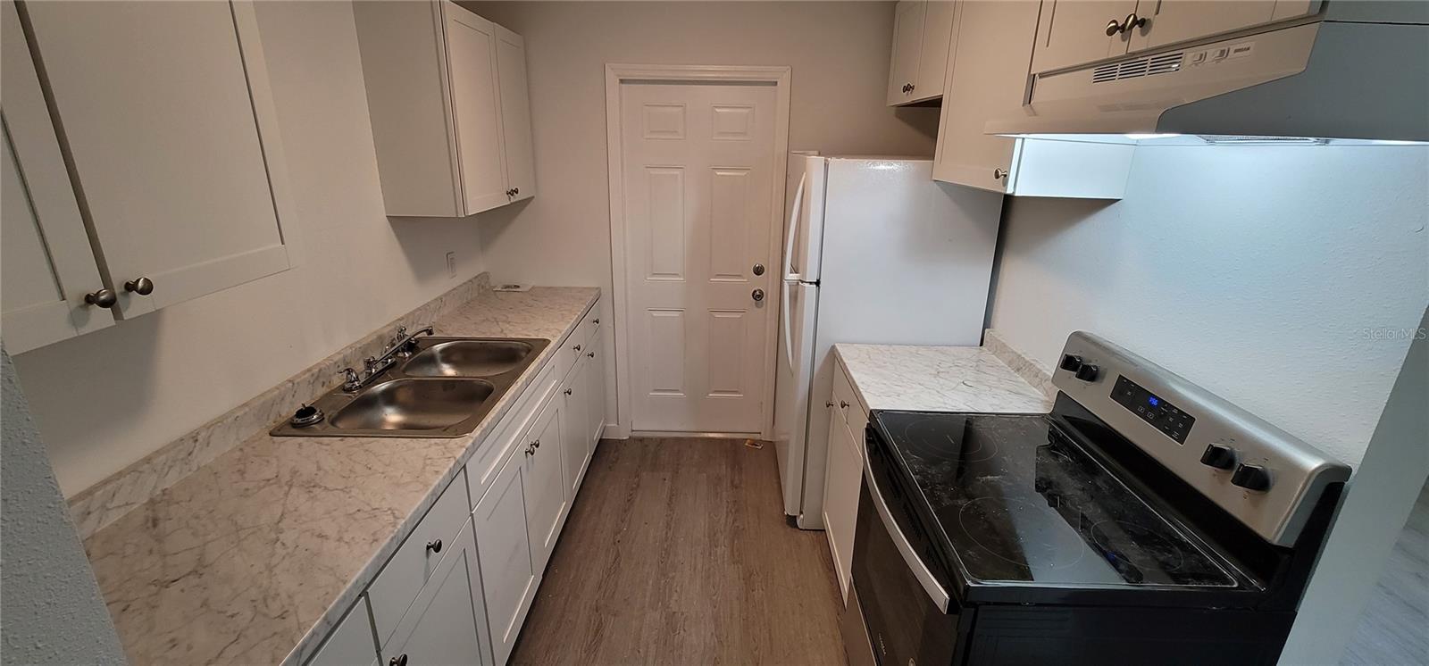 Image 3 of 7 For 3819 13th Street