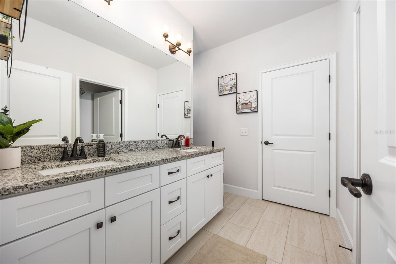 Image 18 of 31 For 12659 162nd Drive