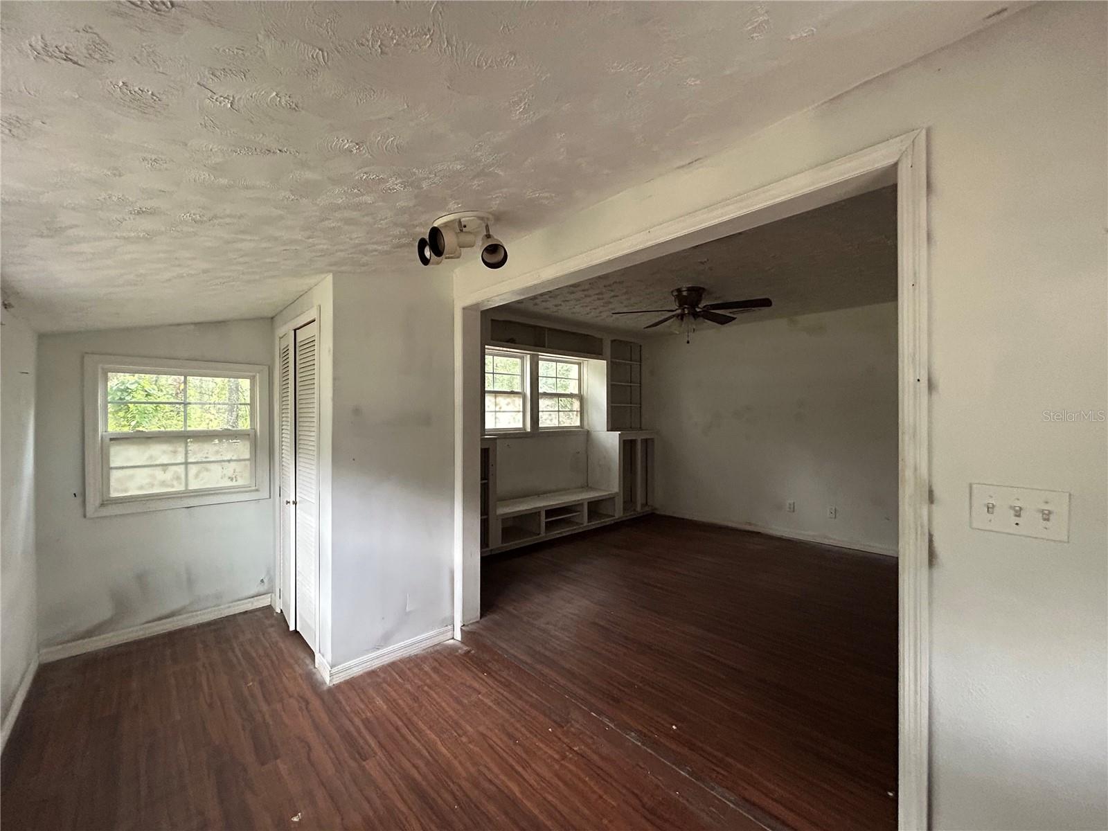 Image 2 of 4 For 10235 117th Drive