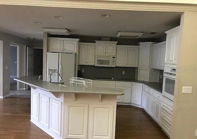 Image 22 of 29 For 436 4th Avenue