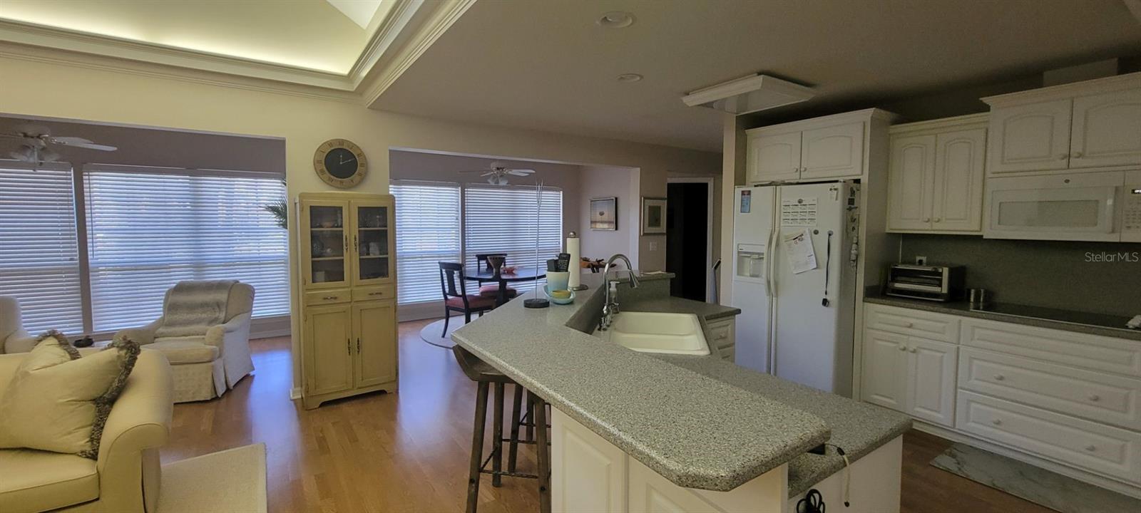 Image 7 of 29 For 436 4th Avenue