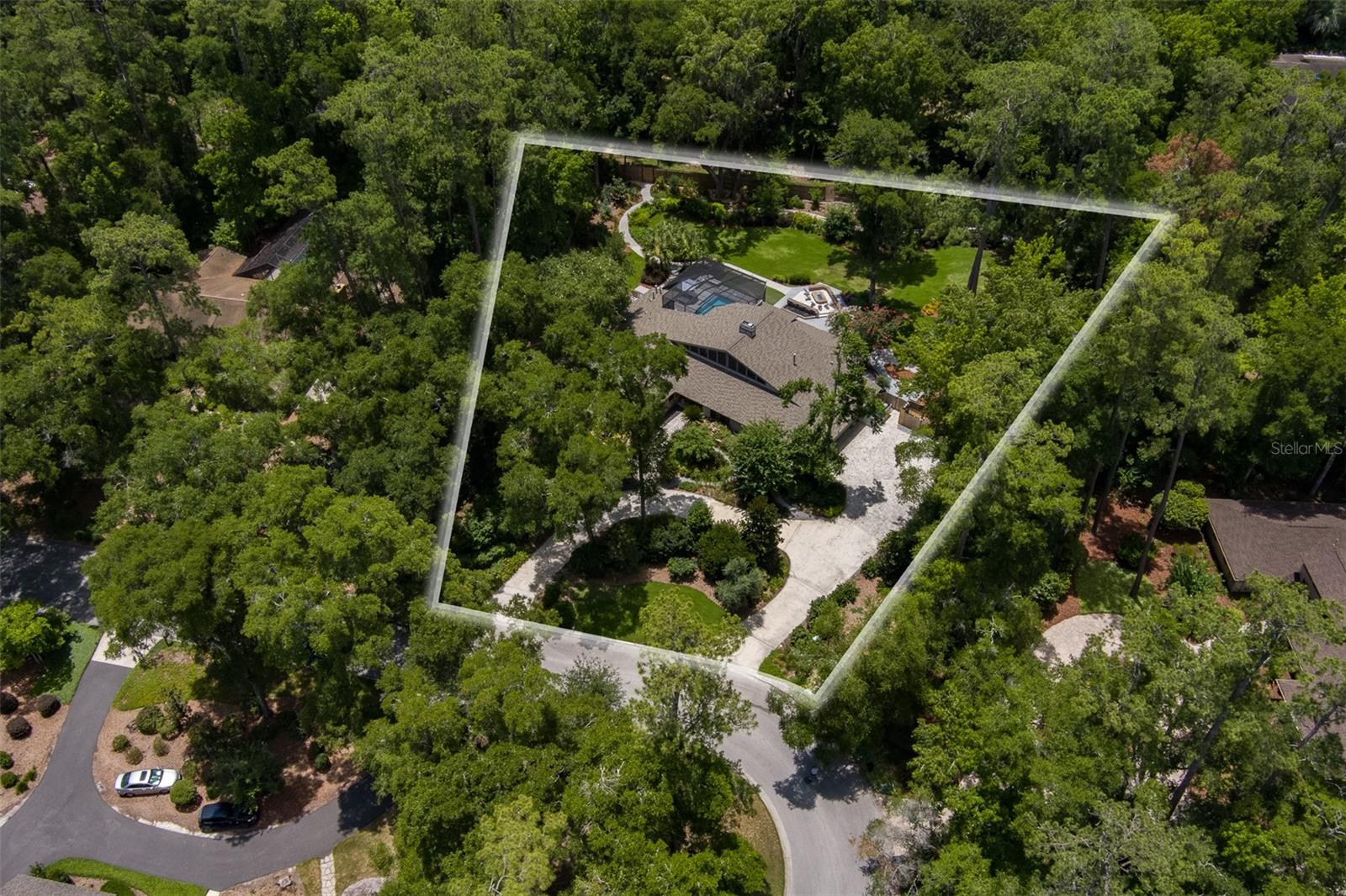 Listing photo id 0 for 2261 24th Avenue A