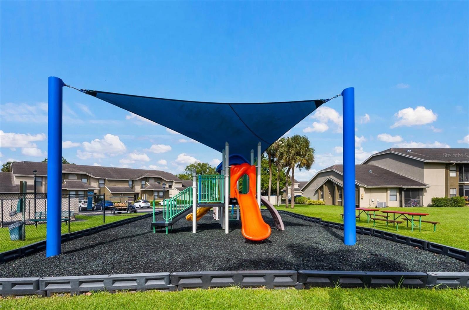 Image 5 of 14 For 10901 40th Street 1b-35-1108