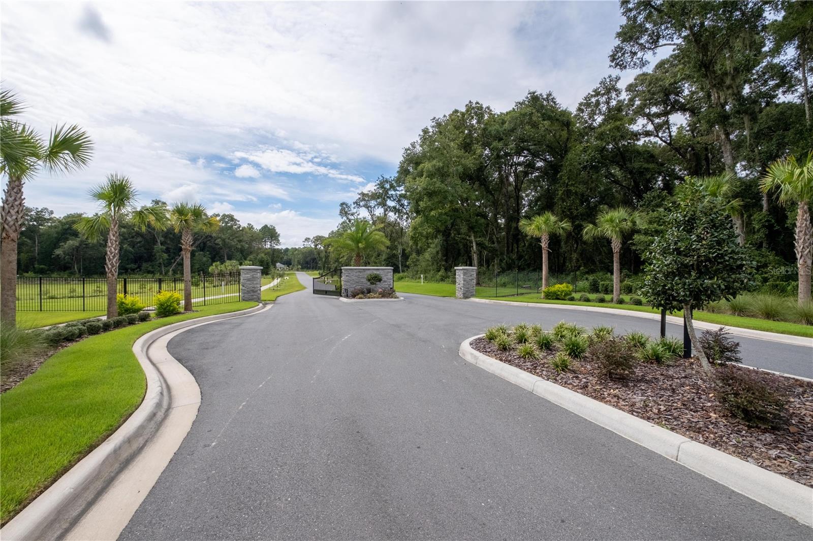 Image 2 of 4 For 12364 16th Lane