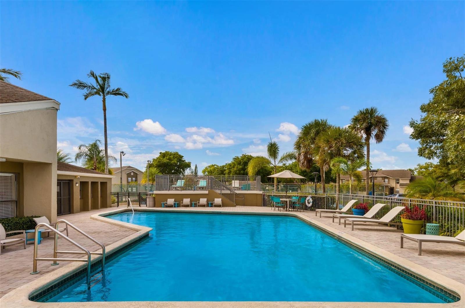 Image 6 of 14 For 10901 40th Street 2b-34-1105