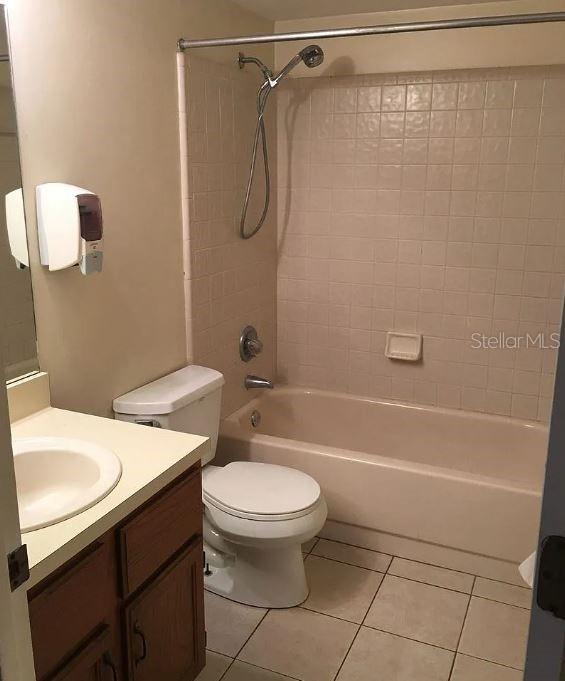 Image 4 of 11 For 911 57th Terrace 911
