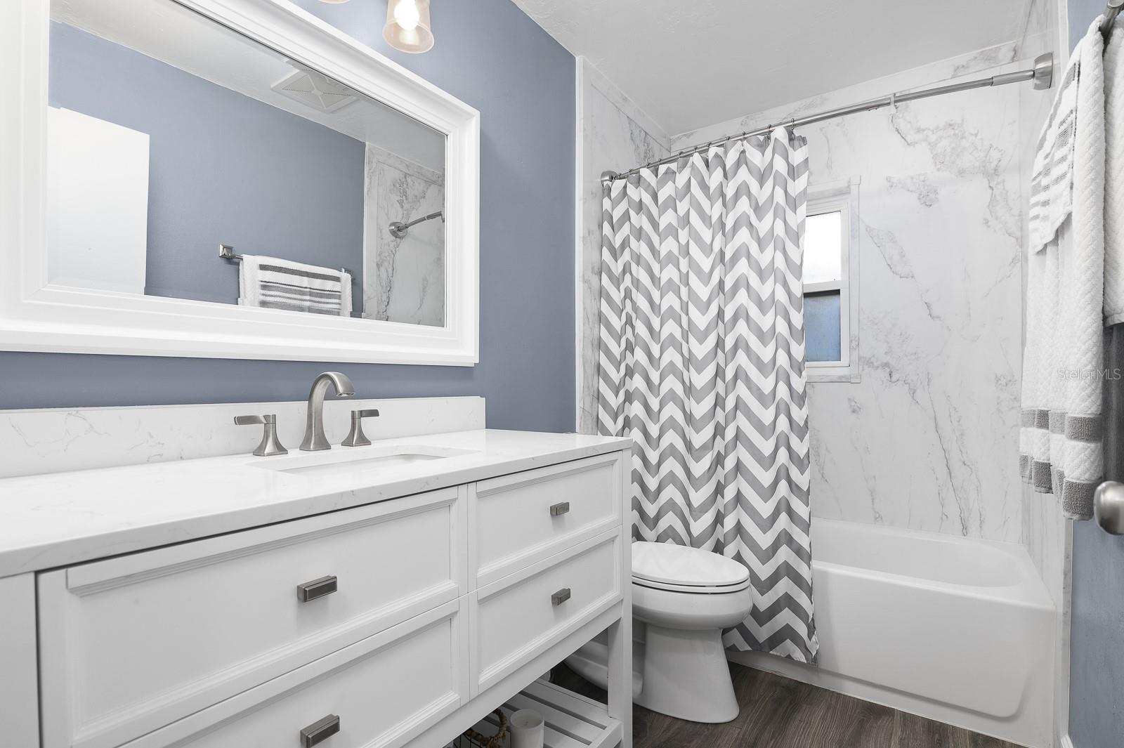 Image 13 of 47 For 23719 142nd Avenue