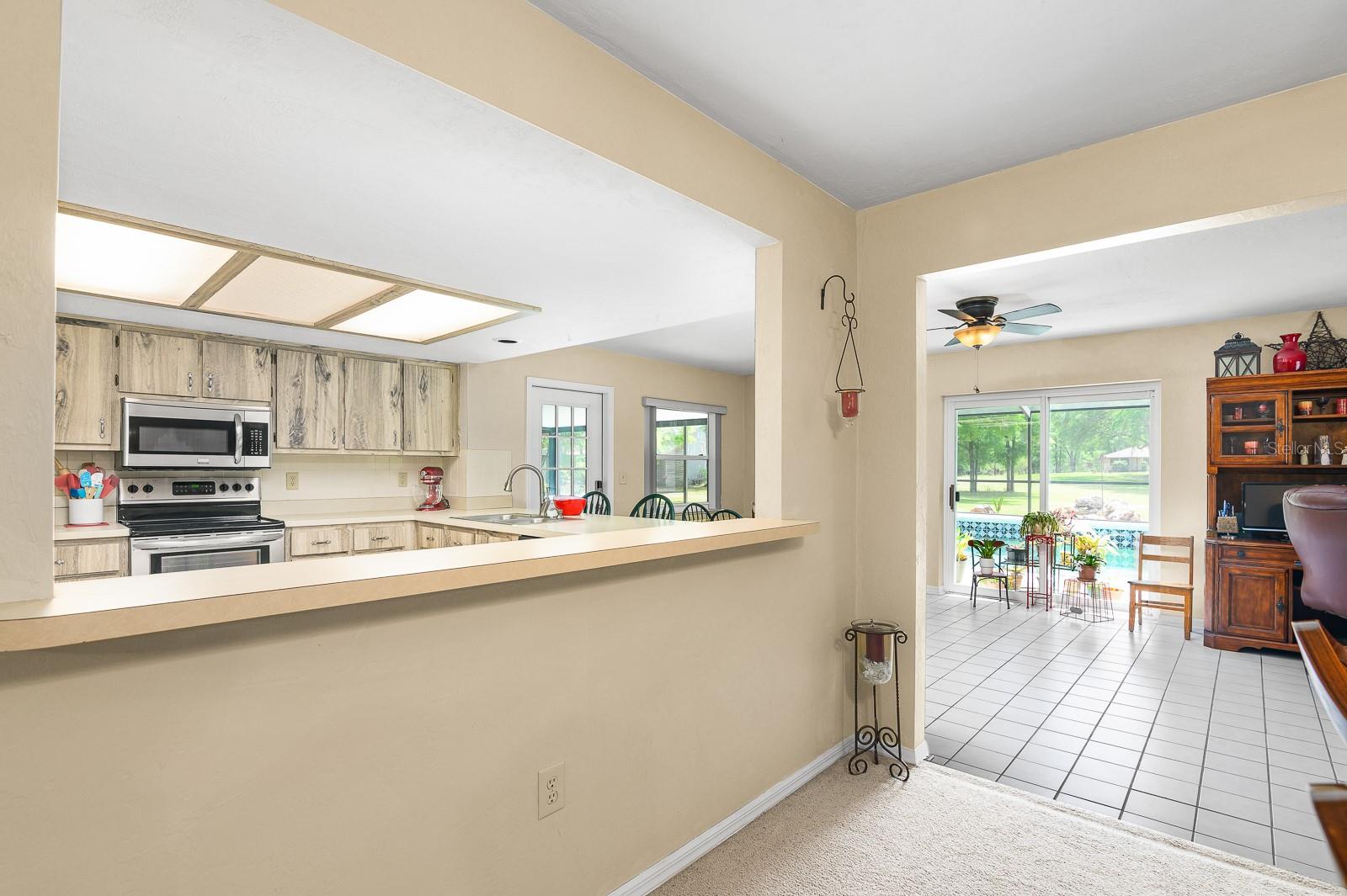 Image 17 of 47 For 23719 142nd Avenue