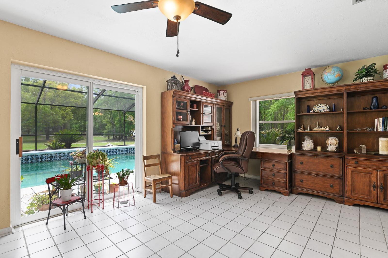 Image 19 of 47 For 23719 142nd Avenue