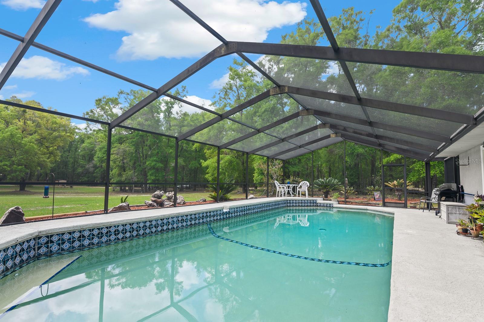 Image 21 of 47 For 23719 142nd Avenue