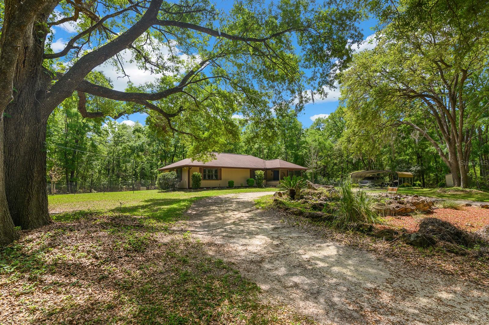 Image 33 of 47 For 23719 142nd Avenue