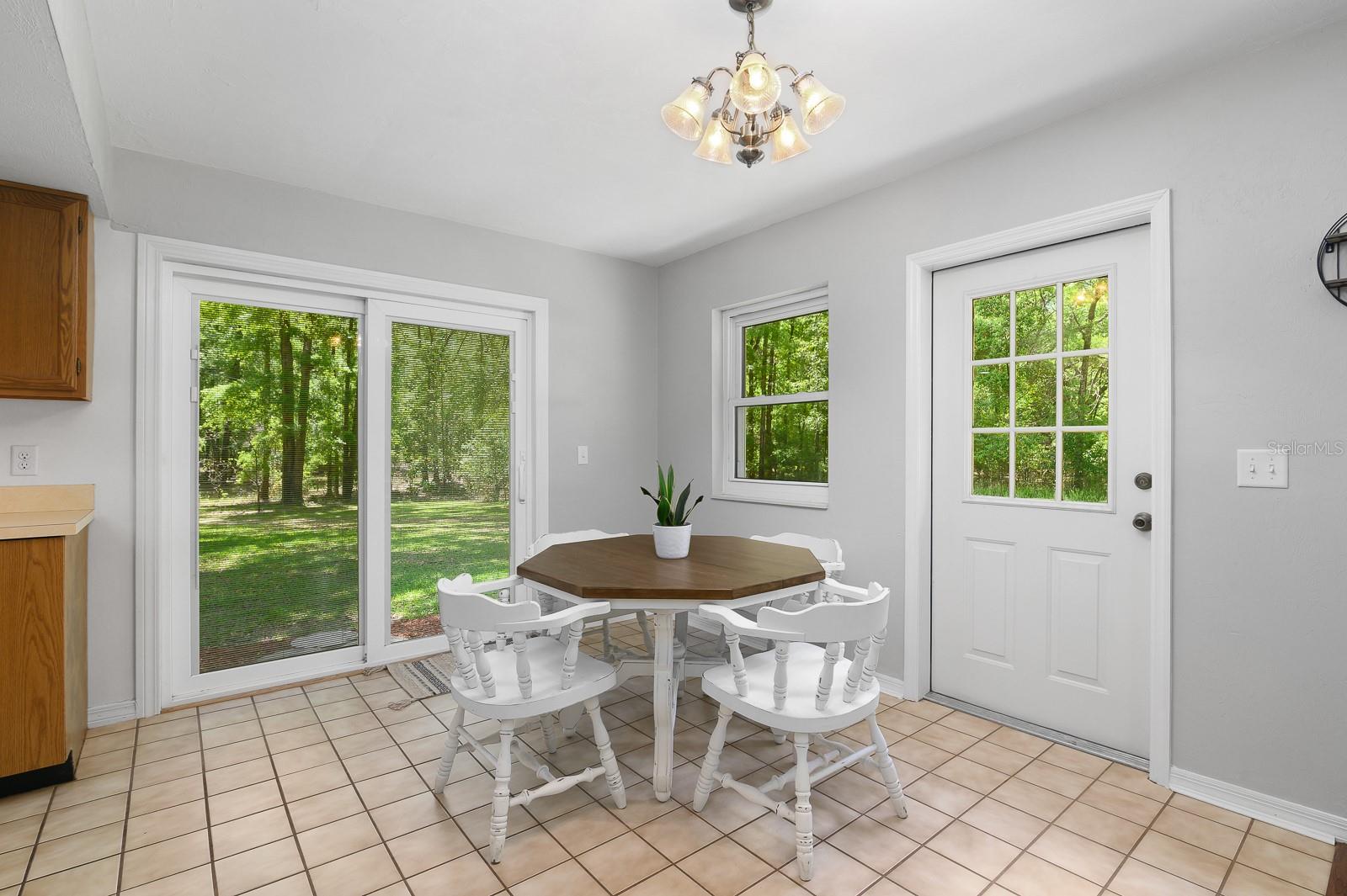 Image 37 of 47 For 23719 142nd Avenue