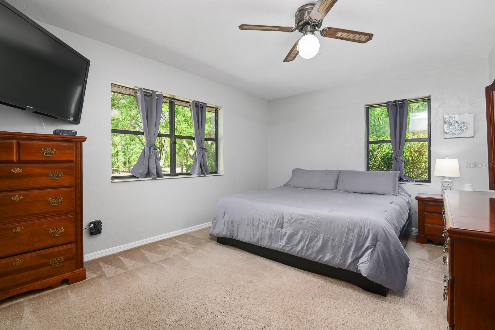 Image 39 of 47 For 23719 142nd Avenue