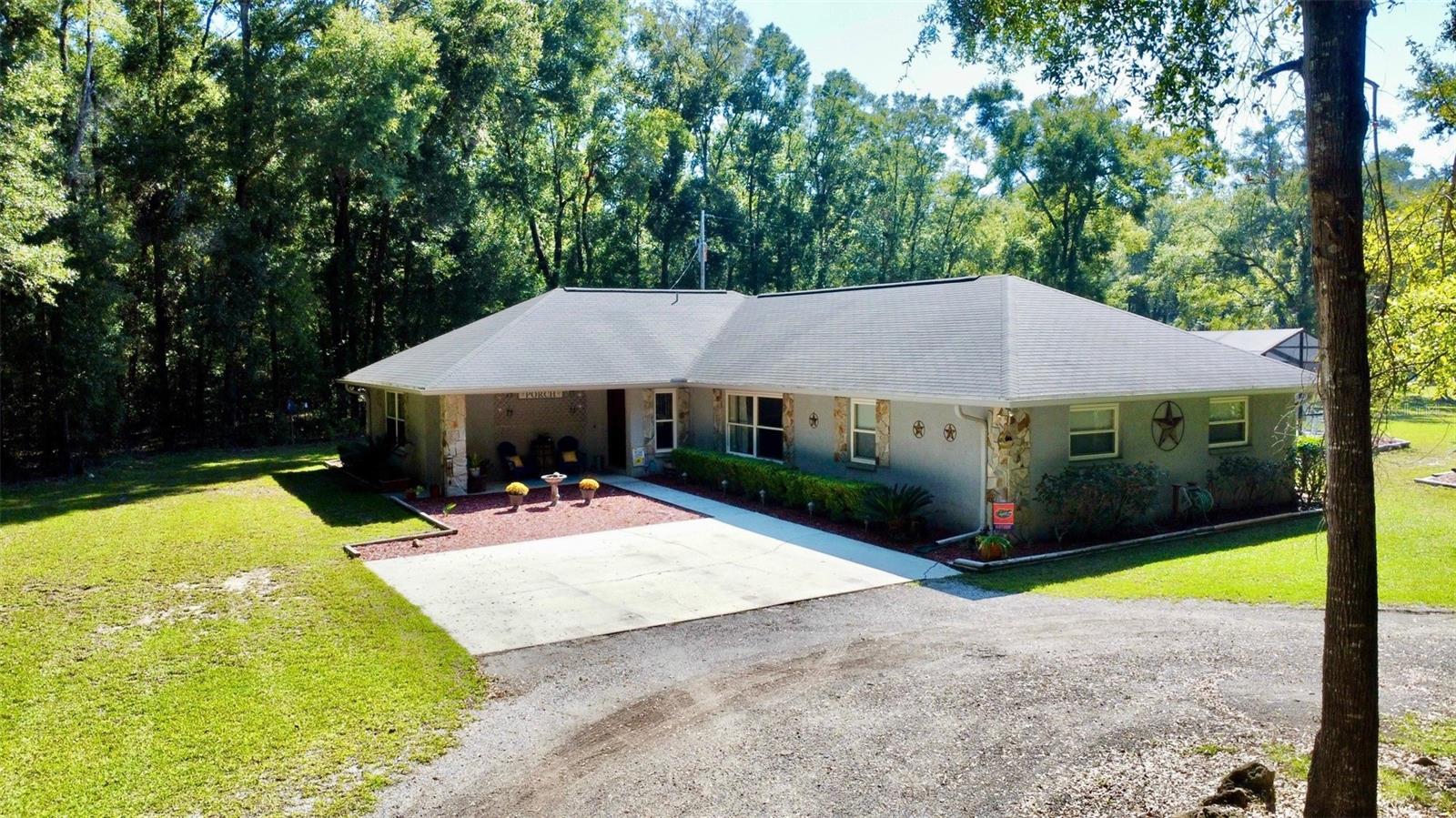 Image 4 of 47 For 23719 142nd Avenue