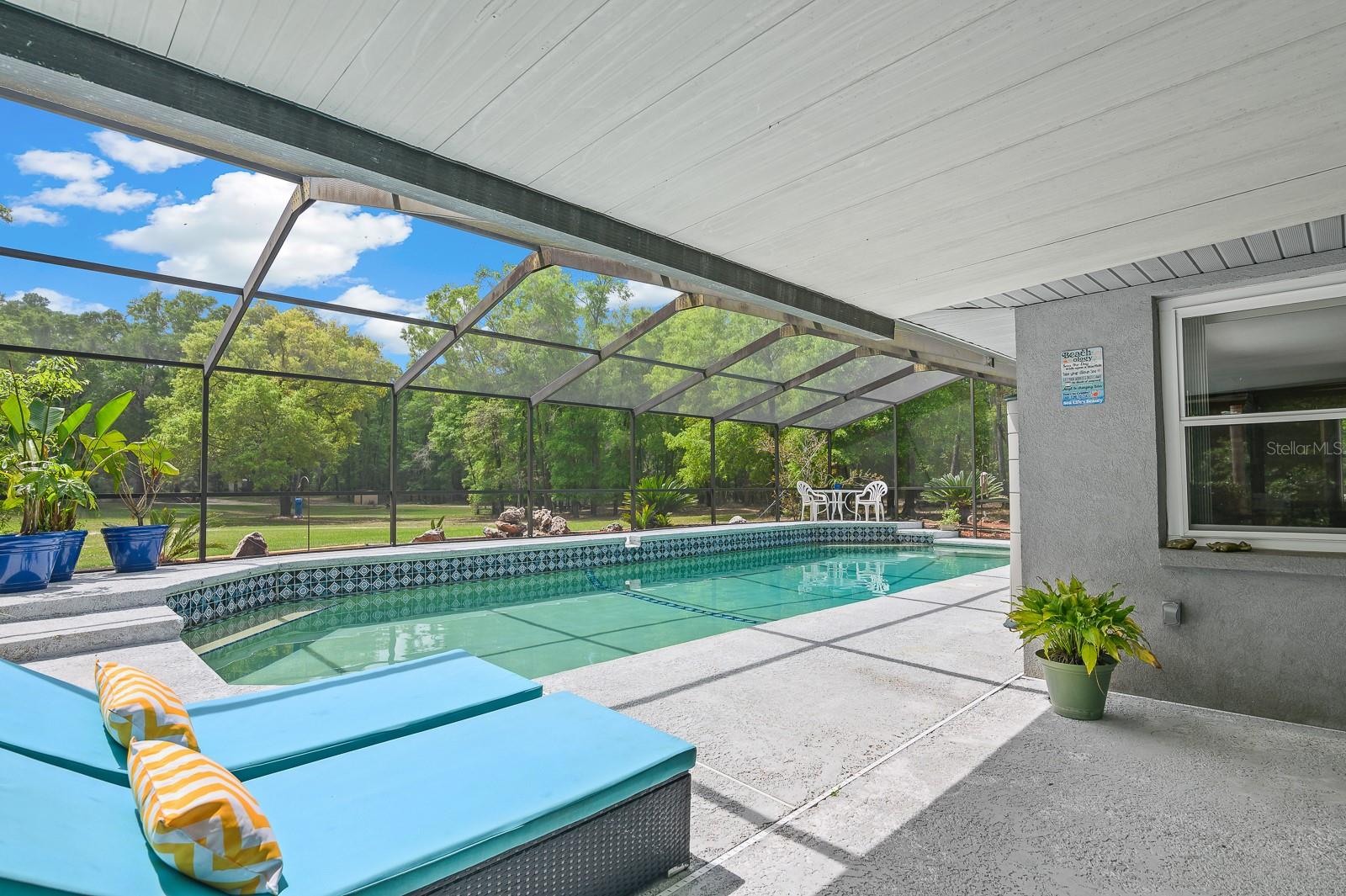 Image 5 of 47 For 23719 142nd Avenue