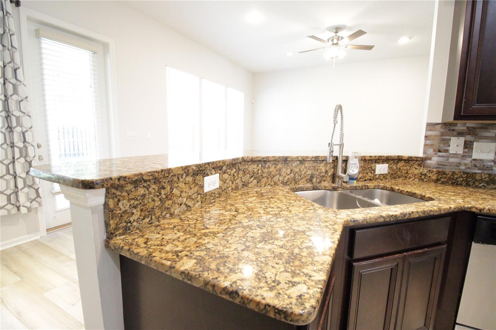 Image 10 of 40 For 8225 53rd Terrace