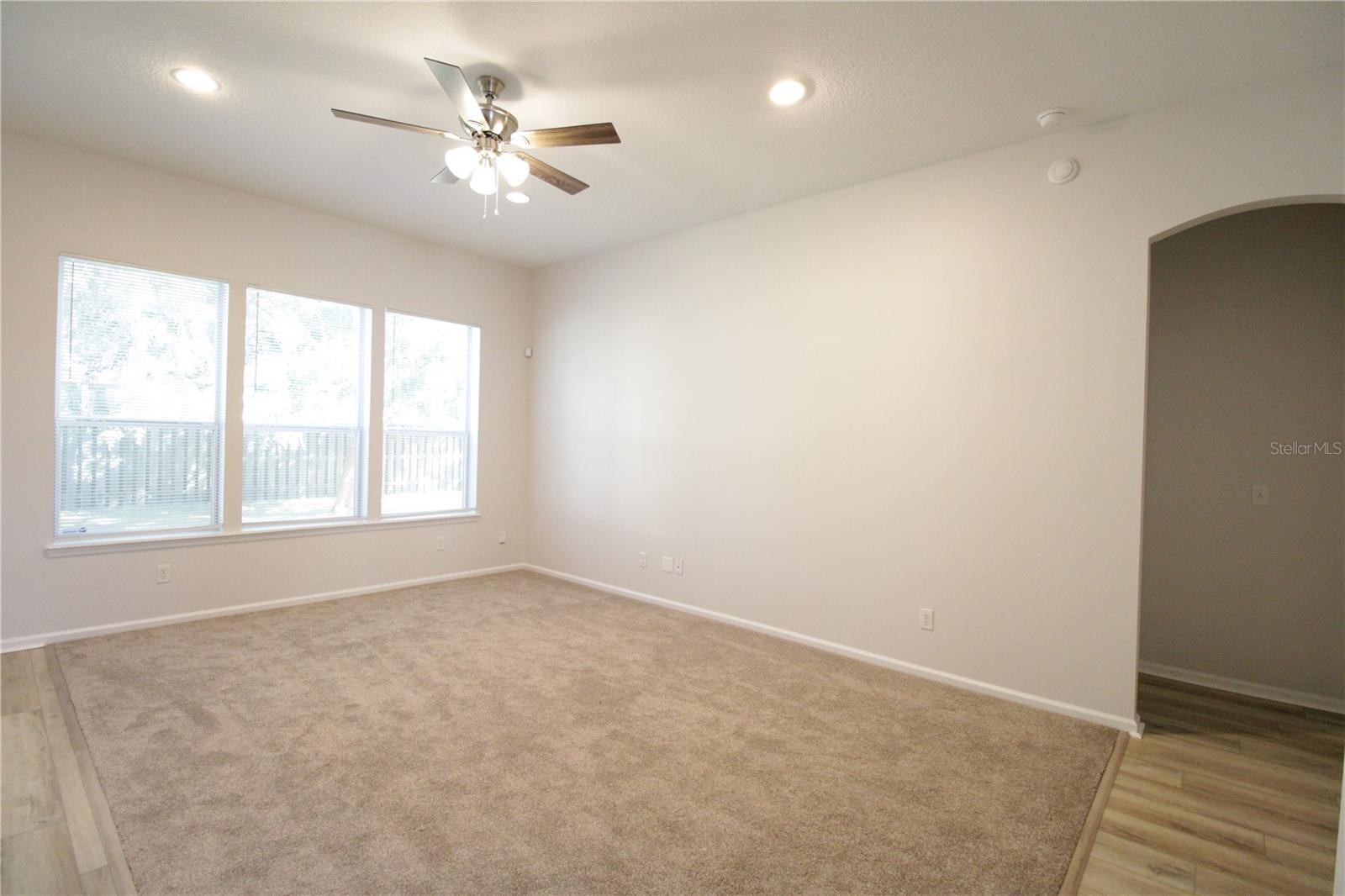 Image 15 of 40 For 8225 53rd Terrace