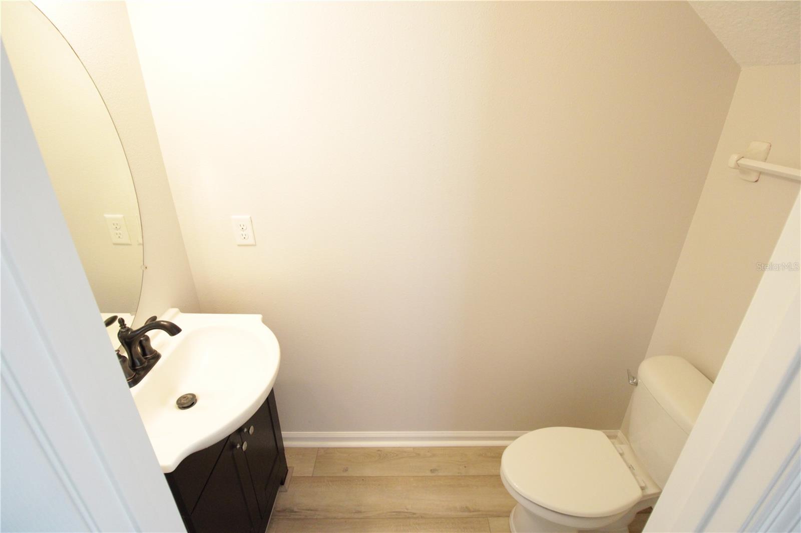 Image 17 of 40 For 8225 53rd Terrace