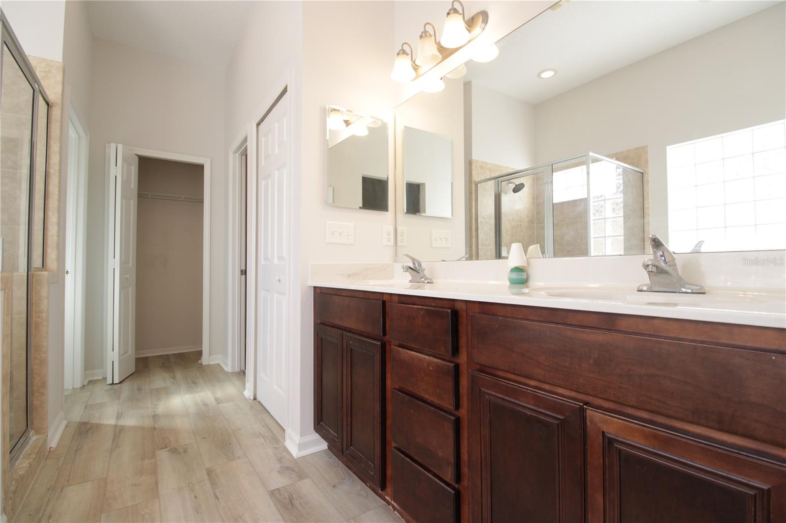 Image 22 of 40 For 8225 53rd Terrace