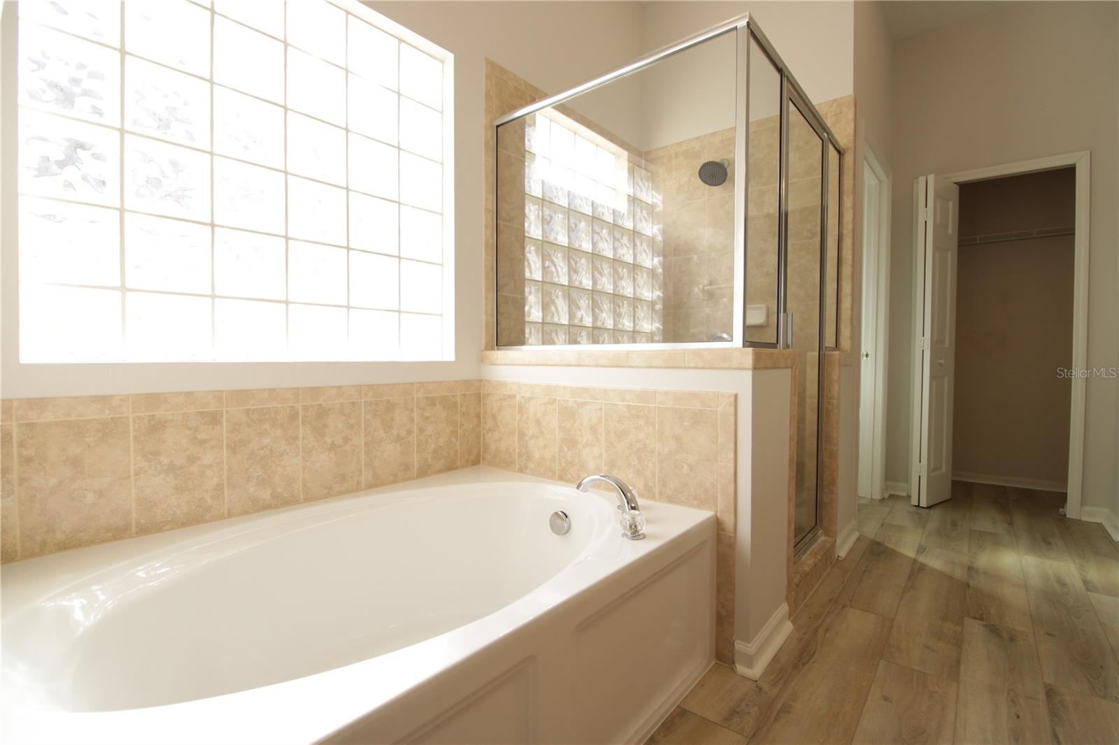 Image 23 of 40 For 8225 53rd Terrace