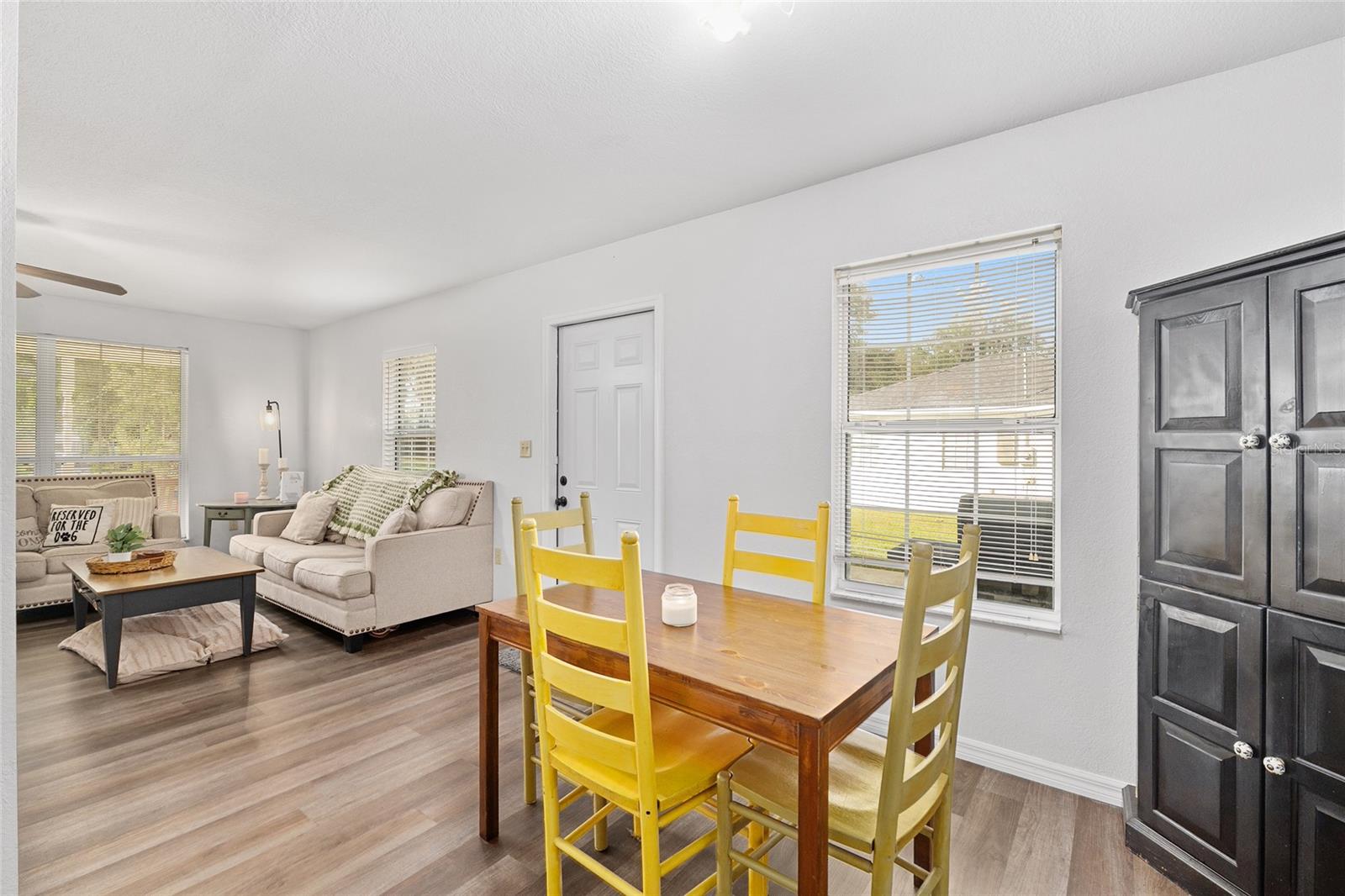 Image 11 of 30 For 1233 4th Avenue