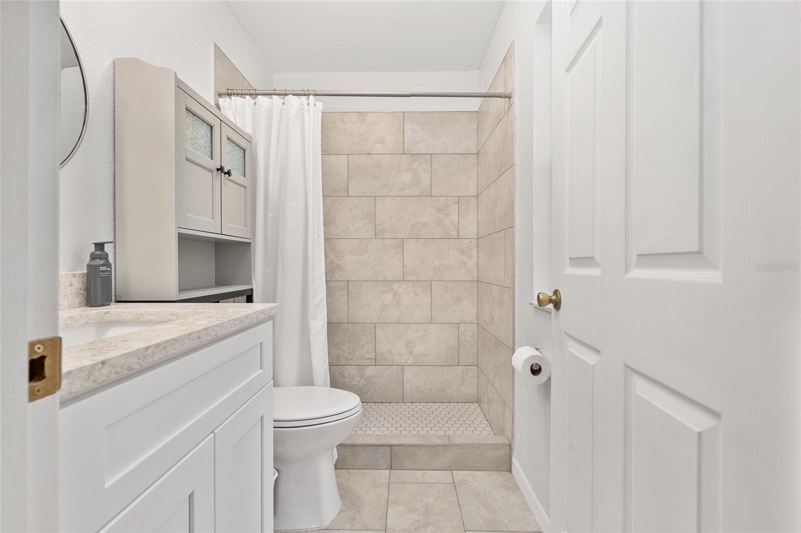 Image 26 of 30 For 1233 4th Avenue