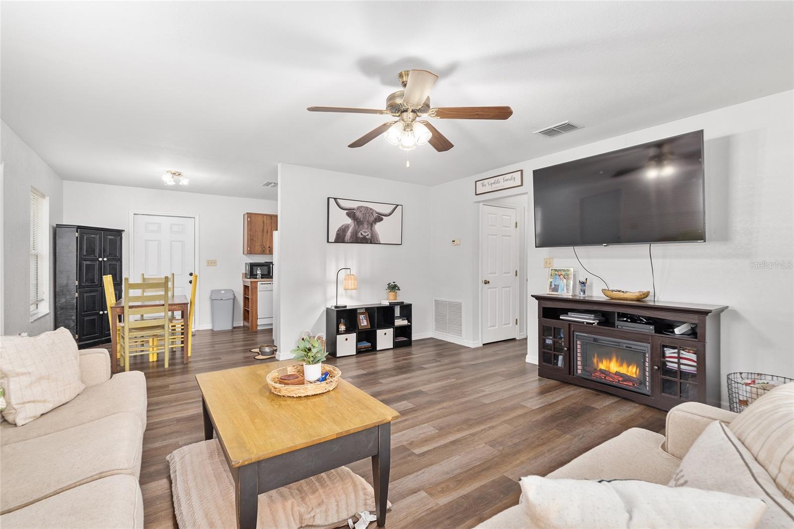 Image 6 of 30 For 1233 4th Avenue