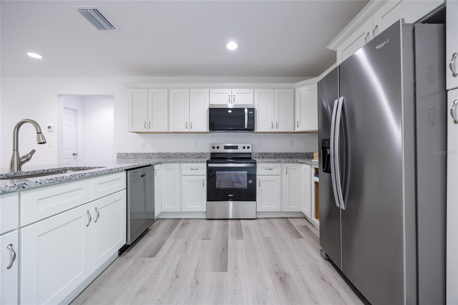 Image 10 of 33 For 15360 1st Place