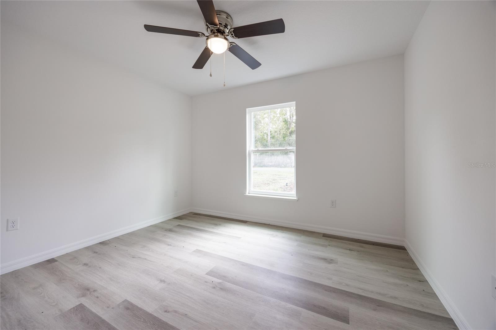 Image 18 of 33 For 15360 1st Place