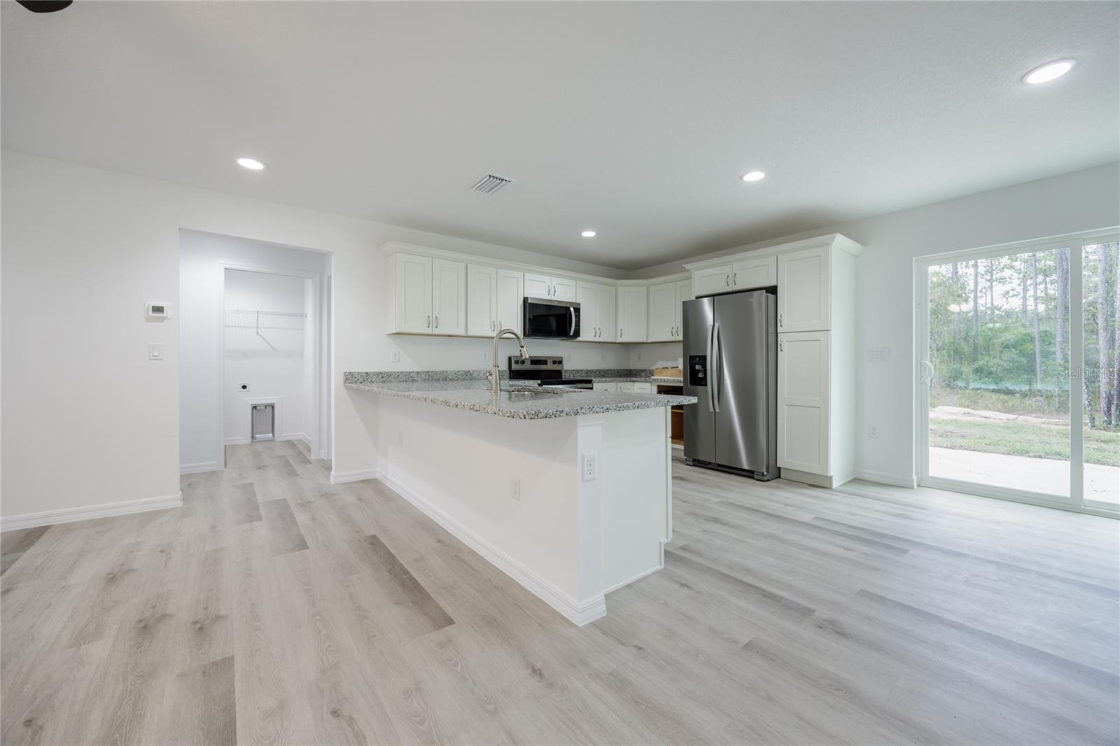 Image 8 of 33 For 15360 1st Place