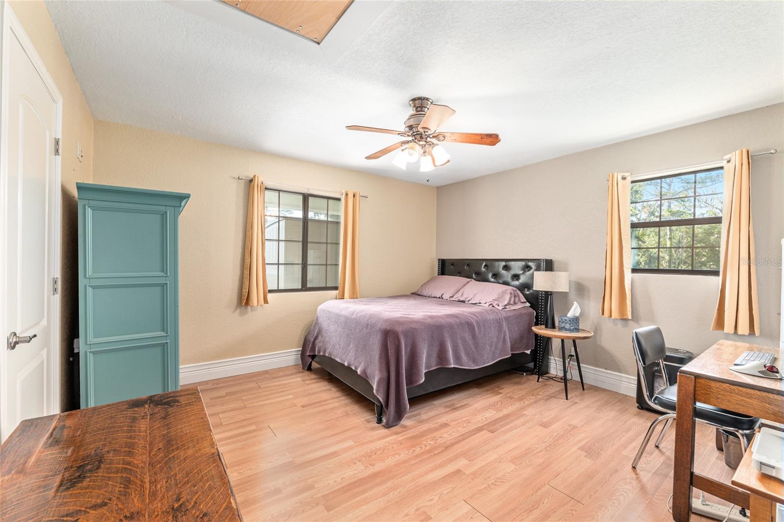 Image 17 of 57 For 12719 88th Place