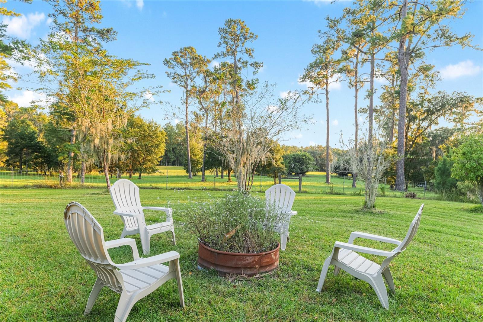 Image 32 of 57 For 12719 88th Place