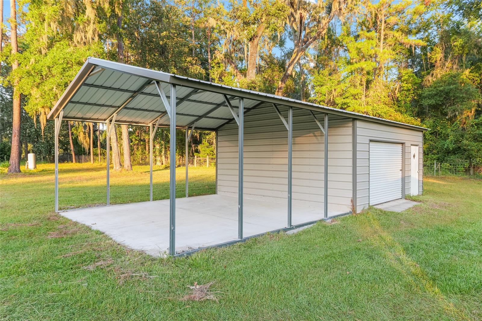 Image 35 of 57 For 12719 88th Place