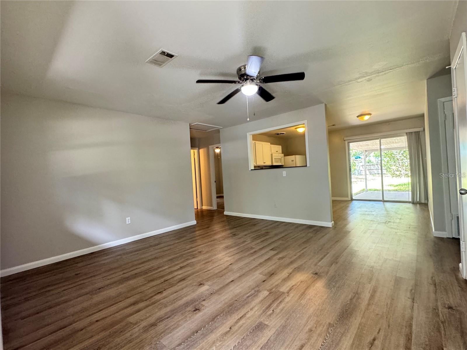 Image 3 of 28 For 3004 18th Drive