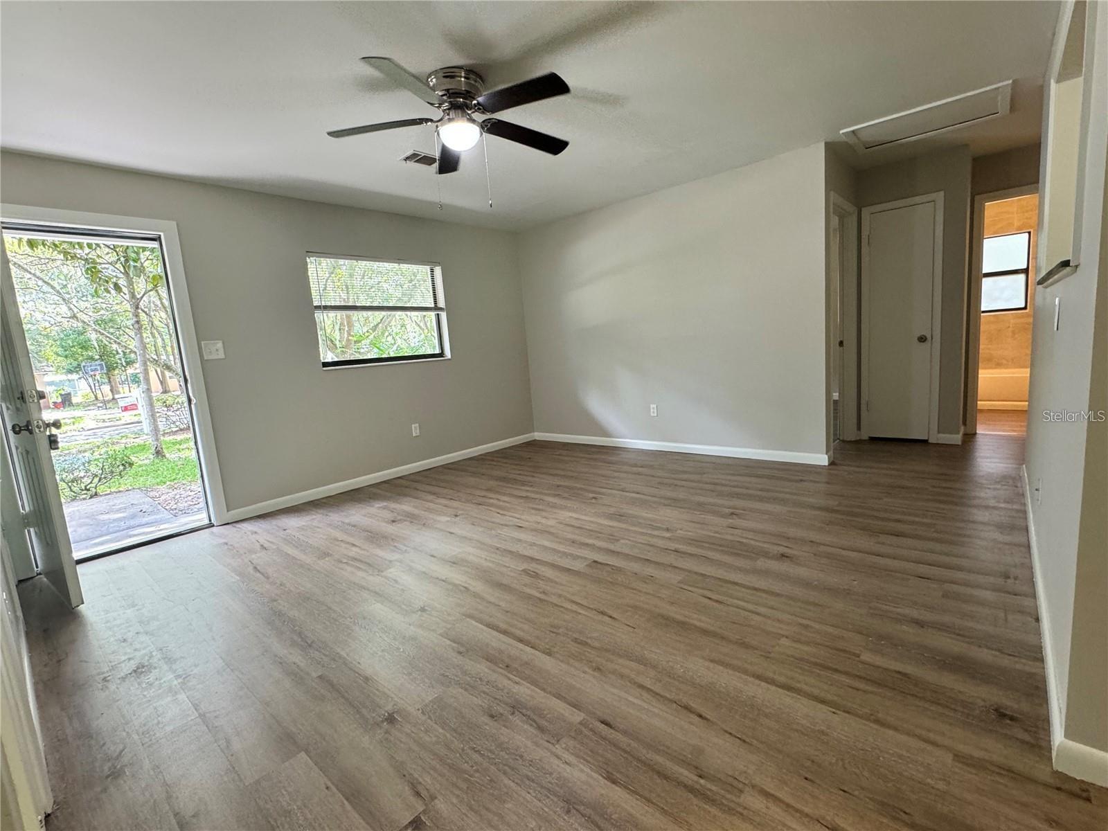 Image 4 of 28 For 3004 18th Drive