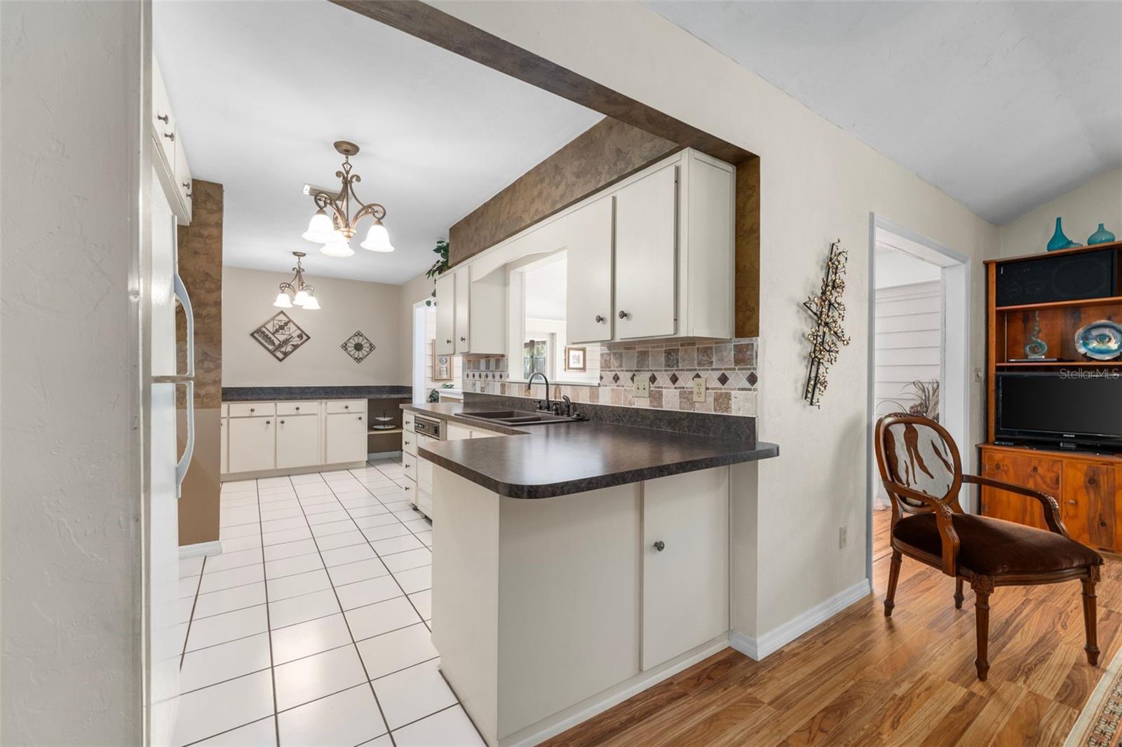 Image 12 of 28 For 3909 39th Way
