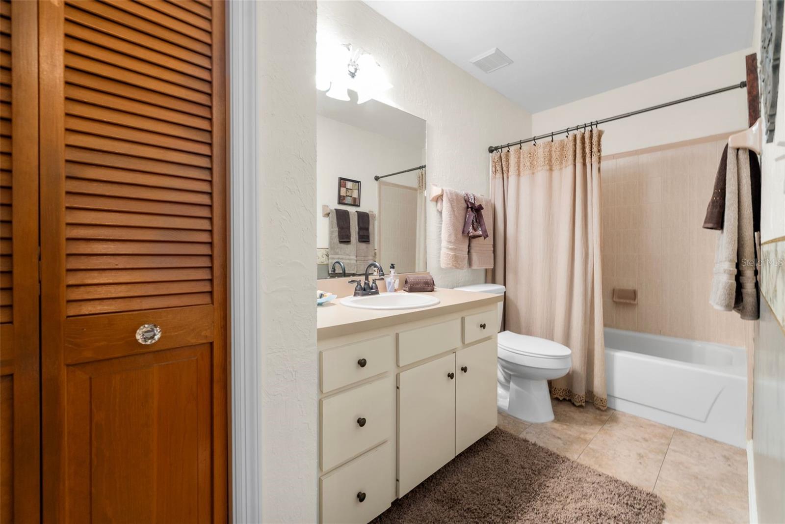 Image 20 of 28 For 3909 39th Way