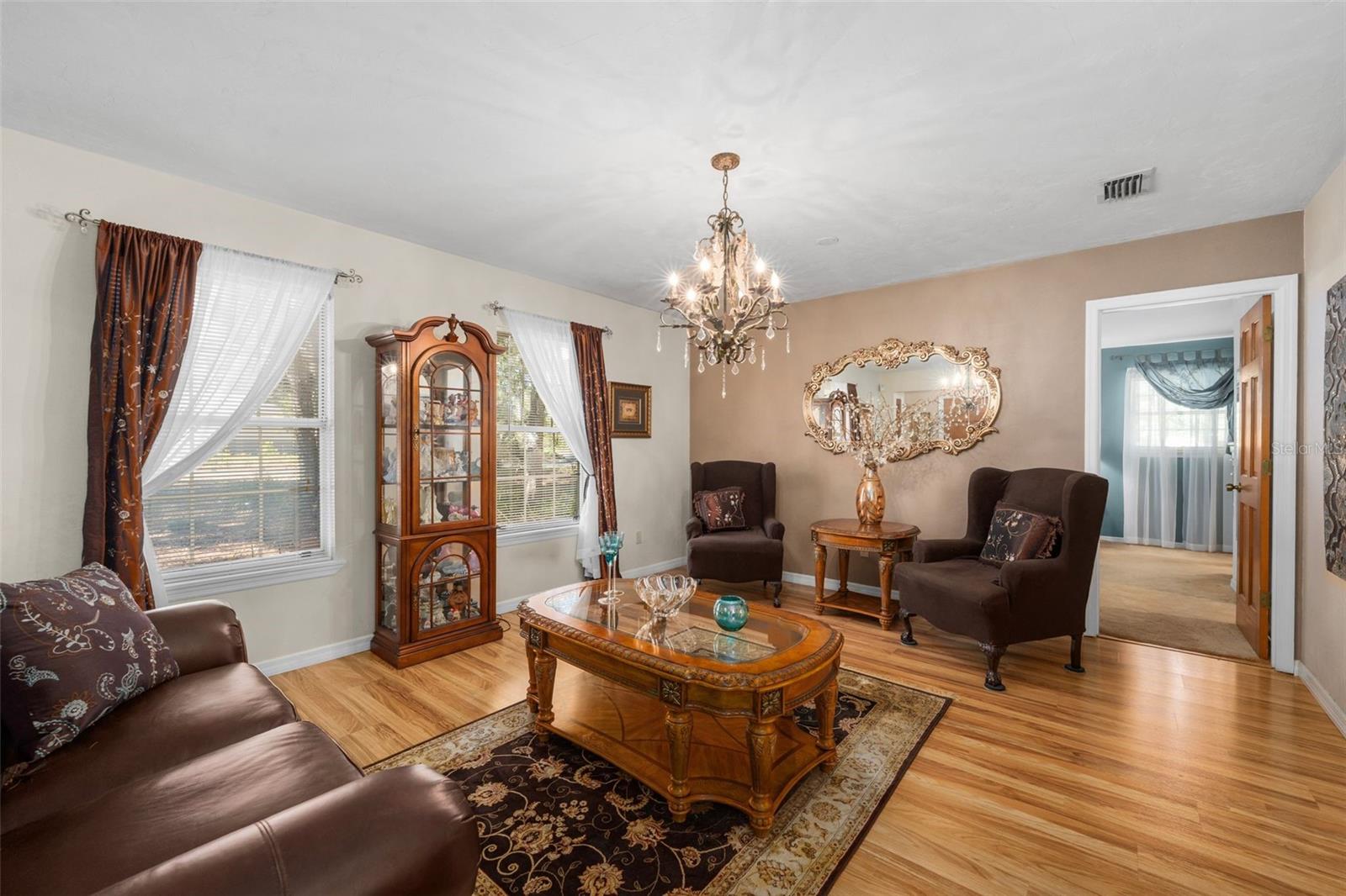 Image 5 of 28 For 3909 39th Way