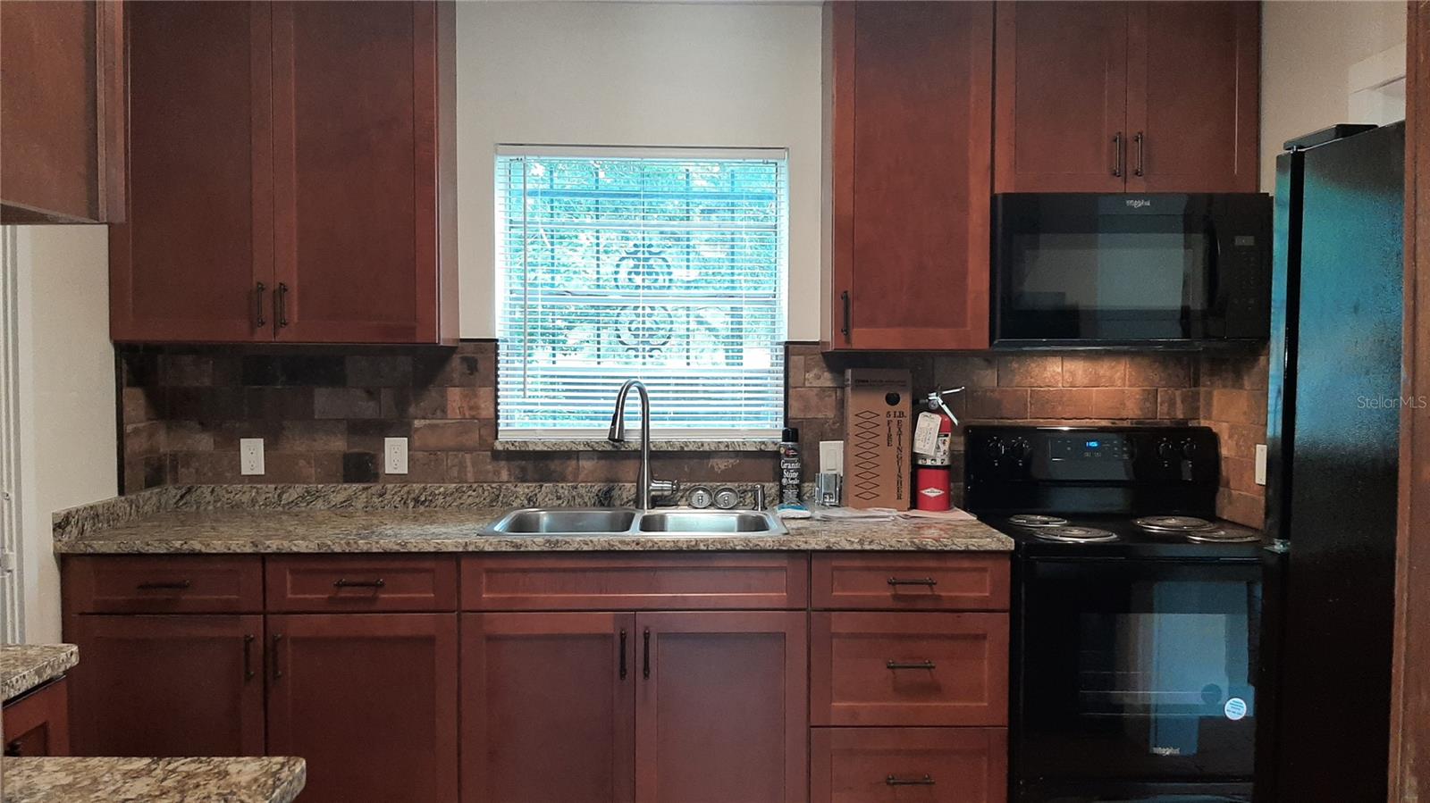 Image 3 of 21 For 3801 6th Street