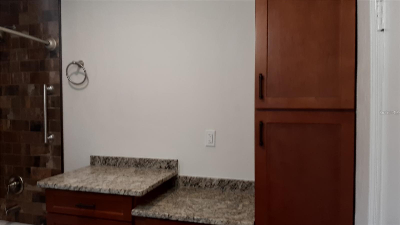 Image 5 of 21 For 3801 6th Street