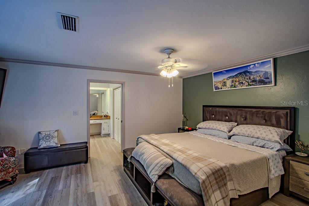 Image 12 of 24 For 8523 3rd Place