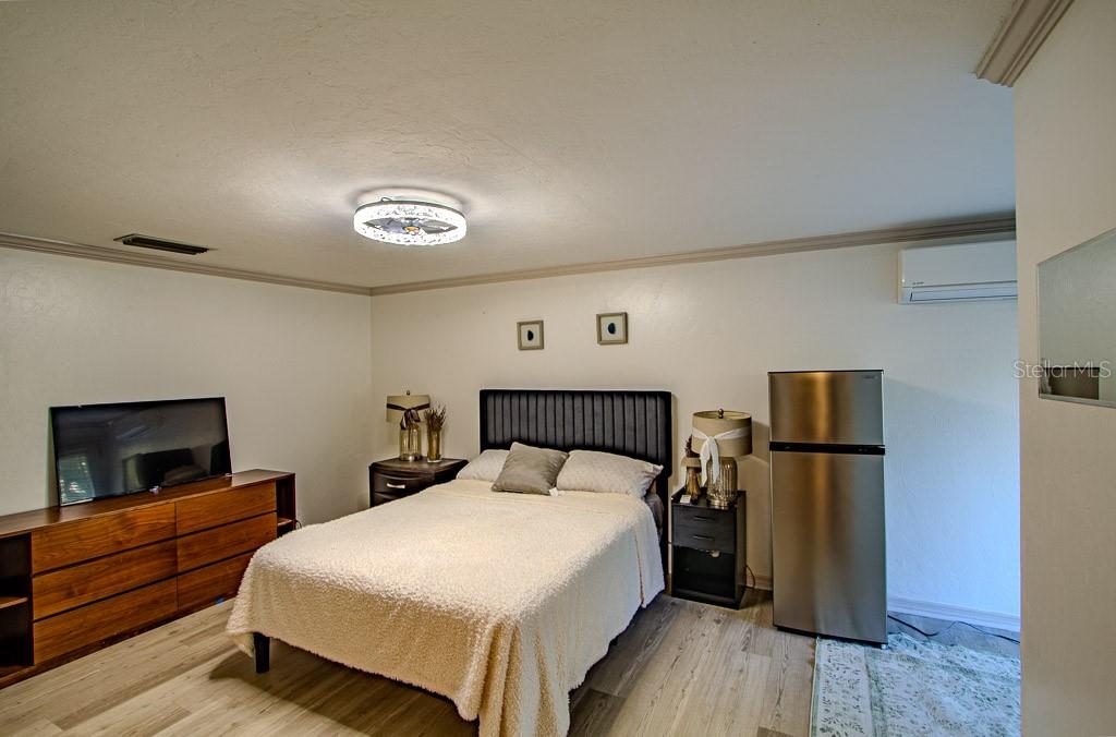 Image 15 of 24 For 8523 3rd Place