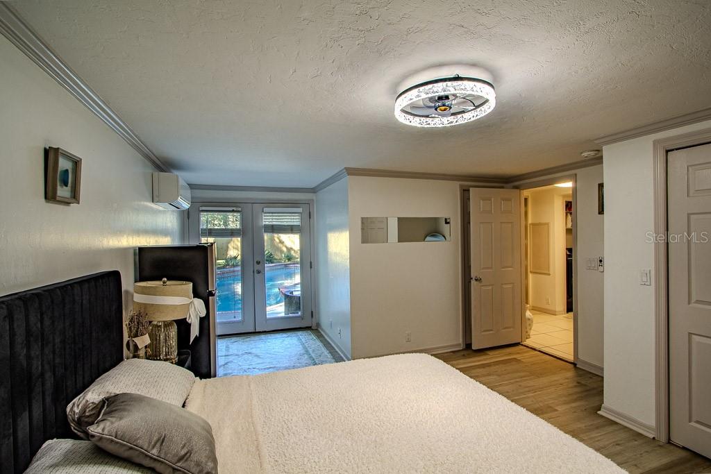 Image 16 of 24 For 8523 3rd Place